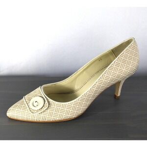 VTG Beyond Skin Vegan Leather Heels Pump Women 10.5 Beige Geometric Old Money